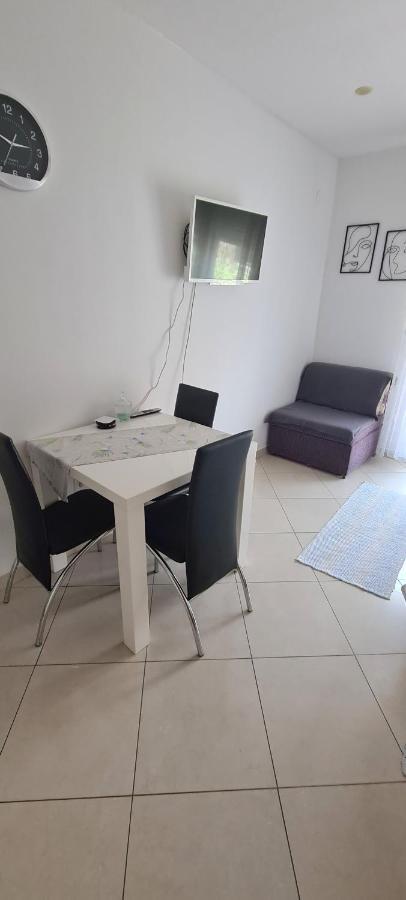 Apartman Scotti Kastela Ngoại thất bức ảnh