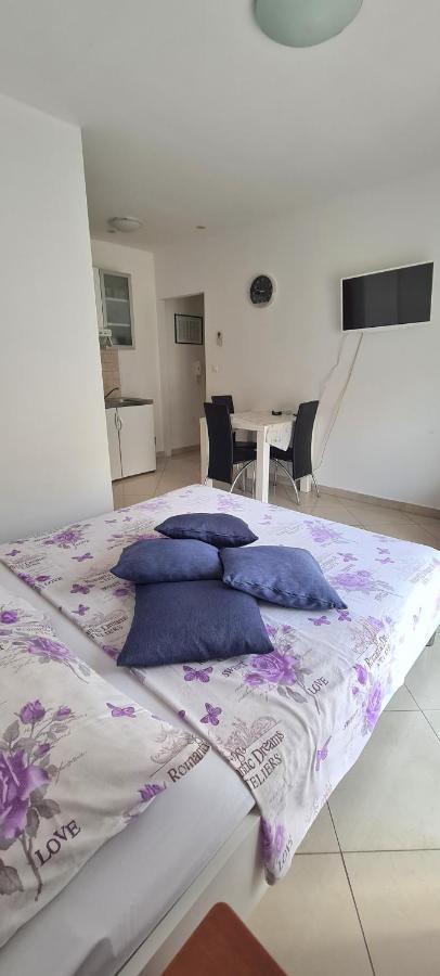 Apartman Scotti Kastela Ngoại thất bức ảnh